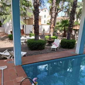 Tavernetta Salentina in Villa con Piscina